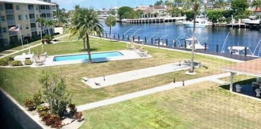 Condominio en Deerfield Beach, Florida, 2 dormitorios № 1076781
