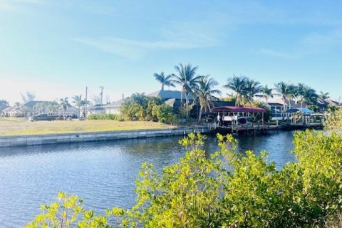 Land in Cape Coral, Florida № 1957028 - photo 7
