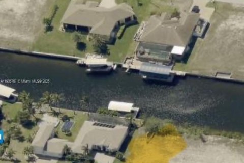 Land in Cape Coral, Florida № 1957028 - photo 5