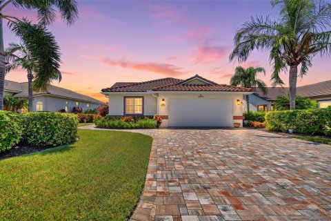 House in Bradenton, Florida 3 bedrooms, 144.09 sq.m. № 2345114