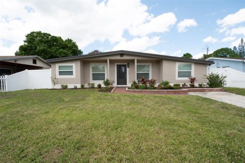 Casa en Tampa, Florida 3 dormitorios, 122.63 m2 № 2115391