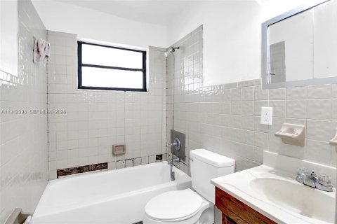 Casa en venta en Homestead, Florida, 3 dormitorios, 105.91 m2 № 2000453 - foto 15