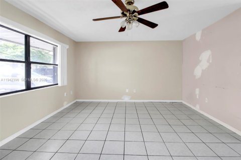 Casa en venta en Homestead, Florida, 3 dormitorios, 105.91 m2 № 2000453 - foto 18