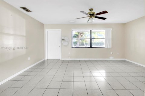 Casa en venta en Homestead, Florida, 3 dormitorios, 105.91 m2 № 2000453 - foto 17