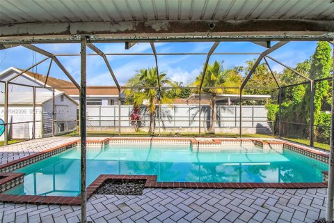 Casa en venta en Homestead, Florida, 3 dormitorios, 105.91 m2 № 2000453 - foto 25