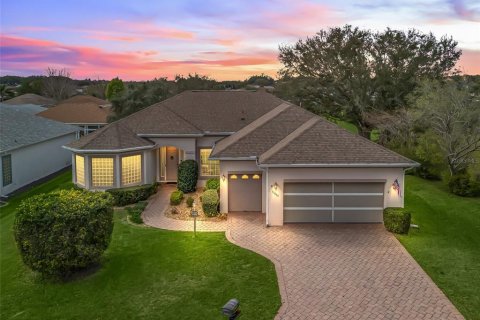 Villa ou maison à vendre à Summerfield, Floride: 3 chambres, 192.03 m2 № 1804690 - photo 1