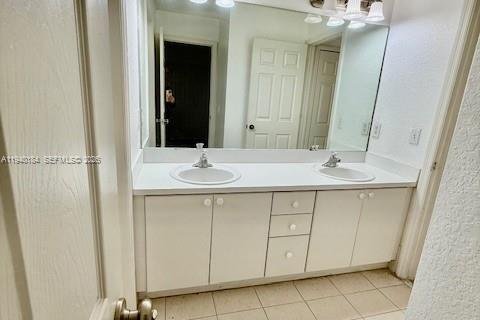 Copropriété à vendre à Hialeah Gardens, Floride: 3 chambres, 110.37 m2 № 1997960 - photo 21