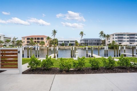 Condominio en venta en Punta Gorda, Florida, 4 dormitorios, 173.45 m2 № 1550666 - foto 26