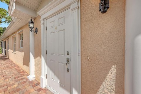 Villa ou maison à louer à Sarasota, Floride: 2 chambres, 142.51 m2 № 2132881 - photo 10