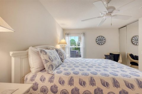 Villa ou maison à louer à Sarasota, Floride: 2 chambres, 142.51 m2 № 2132881 - photo 5