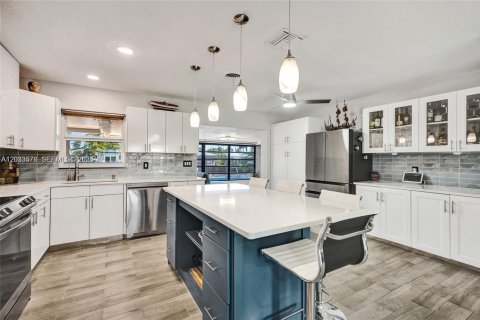 Casa en venta en Pompano Beach, Florida, 3 dormitorios, 137.59 m2 № 2078004 - foto 17