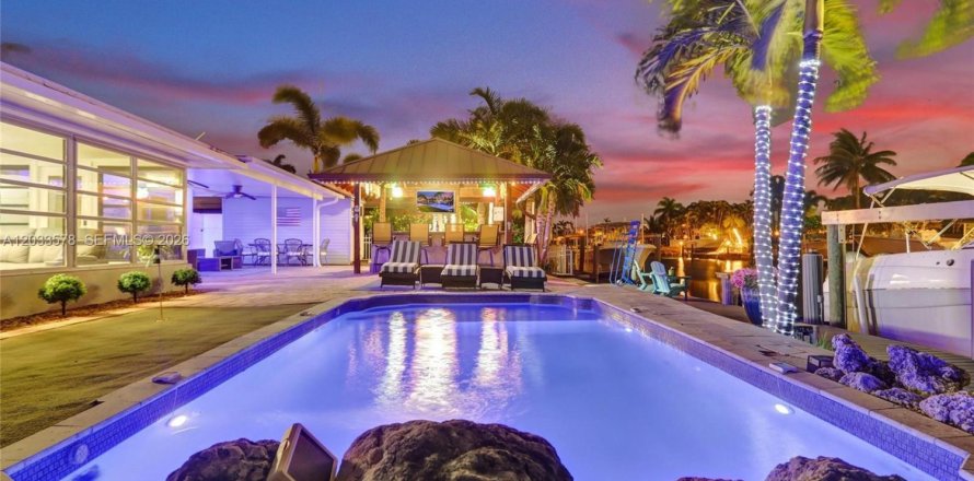 Casa en Pompano Beach, Florida 3 dormitorios, 137.59 m2 № 2078004