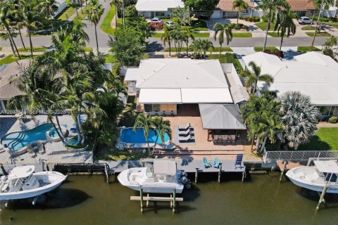 Casa en venta en Pompano Beach, Florida, 3 dormitorios, 137.59 m2 № 2078004 - foto 11