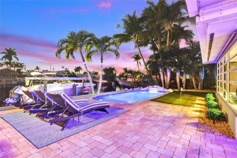 Casa en venta en Pompano Beach, Florida, 3 dormitorios, 137.59 m2 № 2078004 - foto 3