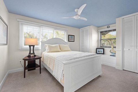 House in Sarasota, Florida 5 bedrooms, 332.96 sq.m. № 1510421 - photo 25