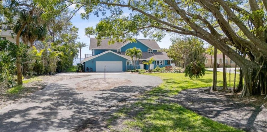 House in Sarasota, Florida 5 bedrooms, 332.96 sq.m. № 1510421