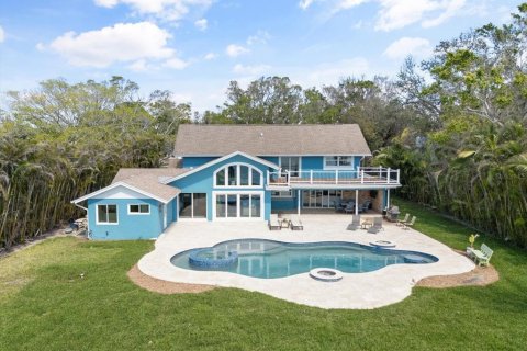 House in Sarasota, Florida 5 bedrooms, 332.96 sq.m. № 1510421 - photo 4