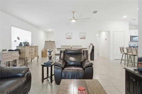 Villa ou maison à vendre à Auburndale, Floride: 3 chambres, 139.91 m2 № 2134272 - photo 16