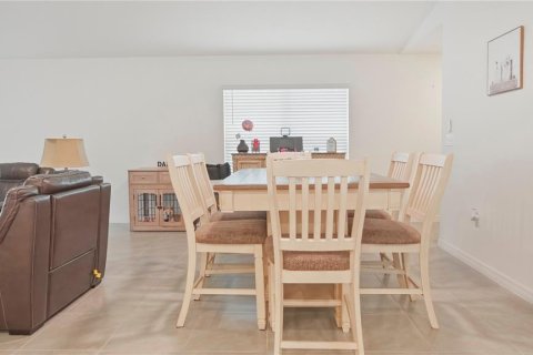 Villa ou maison à vendre à Auburndale, Floride: 3 chambres, 139.91 m2 № 2134272 - photo 11