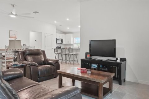 Villa ou maison à vendre à Auburndale, Floride: 3 chambres, 139.91 m2 № 2134272 - photo 14