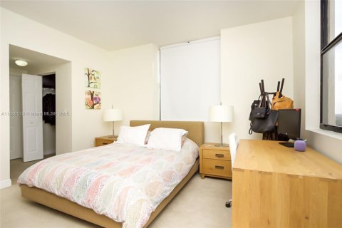 Copropriété à louer à Coral Gables, Floride: 2 chambres, 99.59 m2 № 2016616 - photo 2