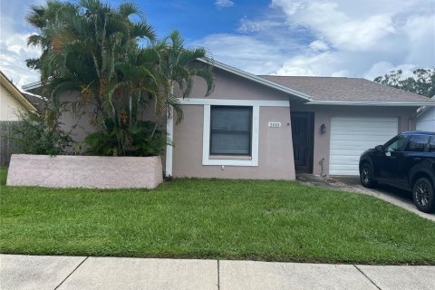 Casa en alquiler en Clearwater, Florida, 2 dormitorios, 98.2 m2 № 1910468 - foto 1