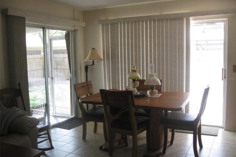 Casa en alquiler en Clearwater, Florida, 2 dormitorios, 98.2 m2 № 1910468 - foto 11