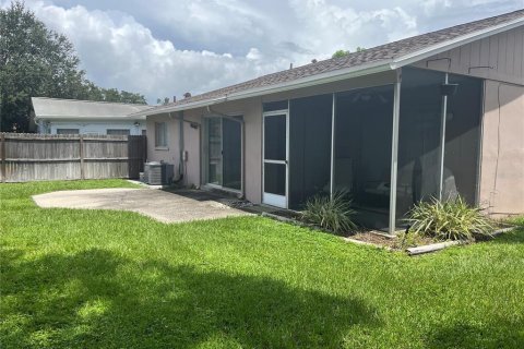 Casa en alquiler en Clearwater, Florida, 2 dormitorios, 98.2 m2 № 1910468 - foto 22