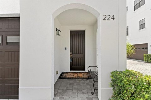 Touwnhouse à louer à Tampa, Floride: 4 chambres, 262.36 m2 № 2416835 - photo 3