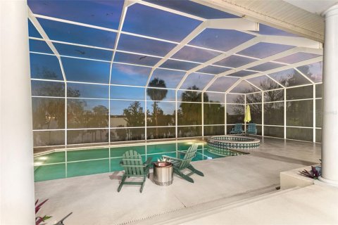 House in Thonotosassa, Florida 5 bedrooms, 403.47 sq.m. № 2223296 - photo 15