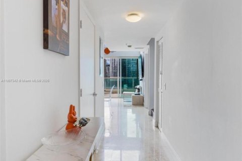 Condominio en venta en Miami, Florida, 2 dormitorios, 130.25 m2 № 2013458 - foto 7