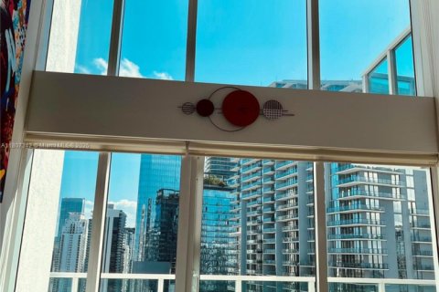 Condominio en venta en Miami, Florida, 2 dormitorios, 130.25 m2 № 2013458 - foto 11