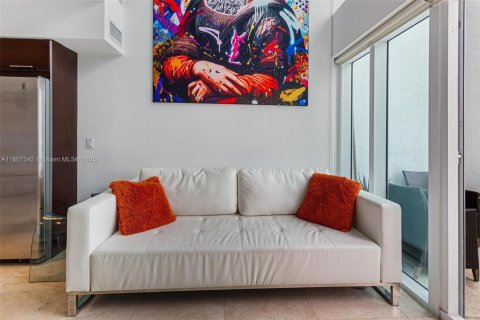Condominio en venta en Miami, Florida, 2 dormitorios, 130.25 m2 № 2013458 - foto 13