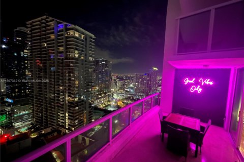 Condominio en venta en Miami, Florida, 2 dormitorios, 130.25 m2 № 2013458 - foto 5