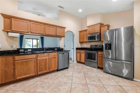 House in Haines City, Florida 4 bedrooms, 150.69 sq.m. № 1834950 - photo 11