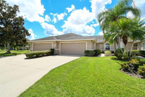House in Sarasota, Florida 2 bedrooms, 146.04 sq.m. № 2423784 - photo 4