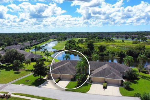 House in Sarasota, Florida 2 bedrooms, 146.04 sq.m. № 2423784 - photo 3
