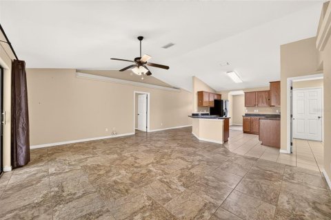Villa ou maison à vendre à Dunnellon, Floride: 3 chambres, 168.9 m2 № 2315029 - photo 15