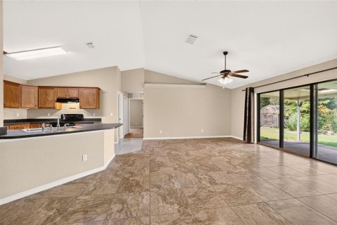 Villa ou maison à vendre à Dunnellon, Floride: 3 chambres, 168.9 m2 № 2315029 - photo 17