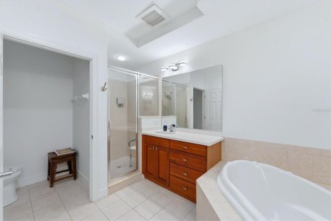 Купить кондоминиум в Сарасота, Флорида 6 комнат, 158.49м2, № 2103131 - фото 28