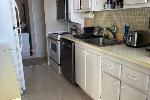 Condominio en venta en Sunny Isles Beach, Florida, 2 dormitorios, 138.24 m2 № 1974831 - foto 6