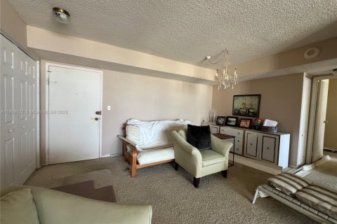 Condominio en venta en Sunny Isles Beach, Florida, 2 dormitorios, 138.24 m2 № 1974831 - foto 12