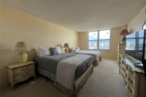 Condominio en venta en Sunny Isles Beach, Florida, 2 dormitorios, 138.24 m2 № 1974831 - foto 9