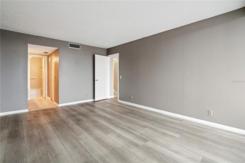 Copropriété à louer à Saint Petersburg, Floride: 1 chambre, 72.46 m2 № 1681404 - photo 16
