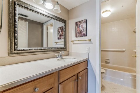 Condominio en alquiler en Saint Petersburg, Florida, 1 dormitorio, 72.46 m2 № 1681404 - foto 20