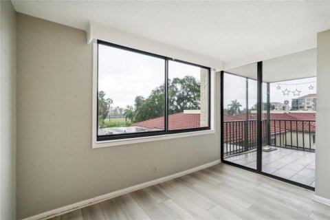 Copropriété à louer à Saint Petersburg, Floride: 1 chambre, 72.46 m2 № 1681404 - photo 14