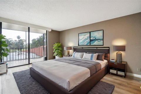 Condominio en alquiler en Saint Petersburg, Florida, 1 dormitorio, 72.46 m2 № 1681404 - foto 2