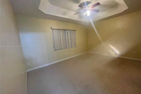 Купить кондоминиум в Хомстед, Флорида 2 спальни, 99.31м2, № 2038390 - фото 16