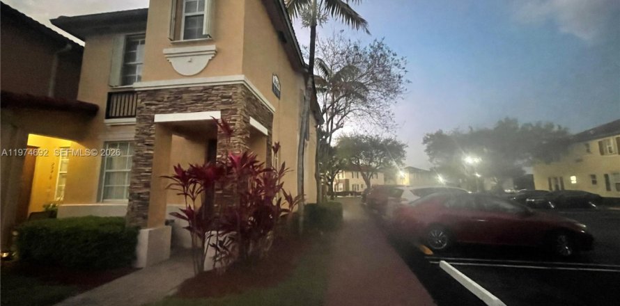 Кондоминиум с 2 спальнями в Хомстед, Флорида № 2038390