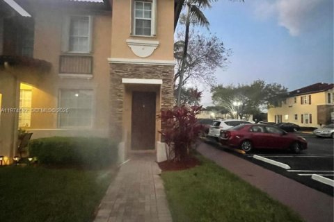 Купить кондоминиум в Хомстед, Флорида 2 спальни, 99.31м2, № 2038390 - фото 8